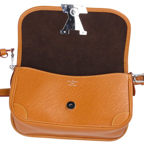 Louis Vuitton Business NM Shoulder Bag M59459 Gold Miel Epi leather - Picture 7 of 7